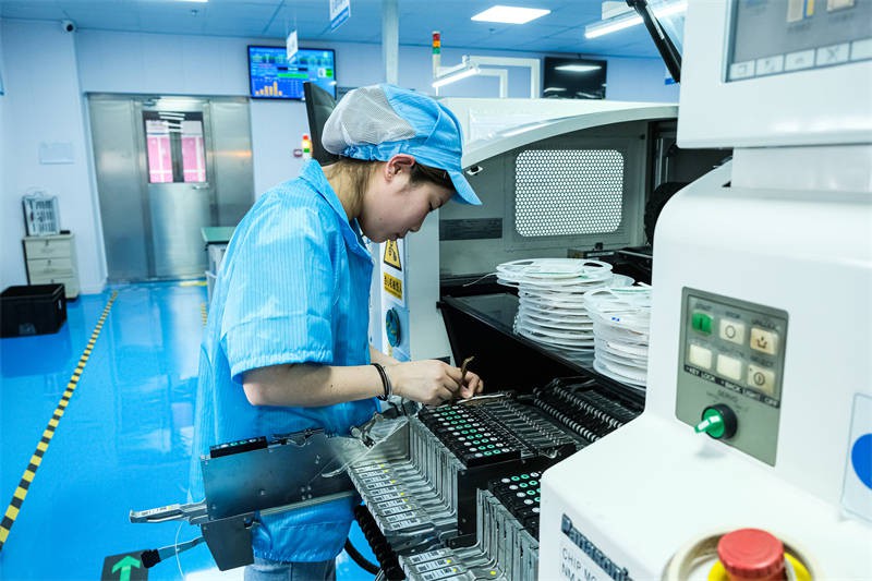 SMT貼片中空洞、裂痕及焊接面（微孔）怎樣產(chǎn)生的